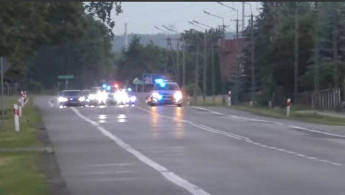 morawiecki-uciekl-z-miejsca-wypadku?-mocne-slowa-romana-giertycha-[+video]