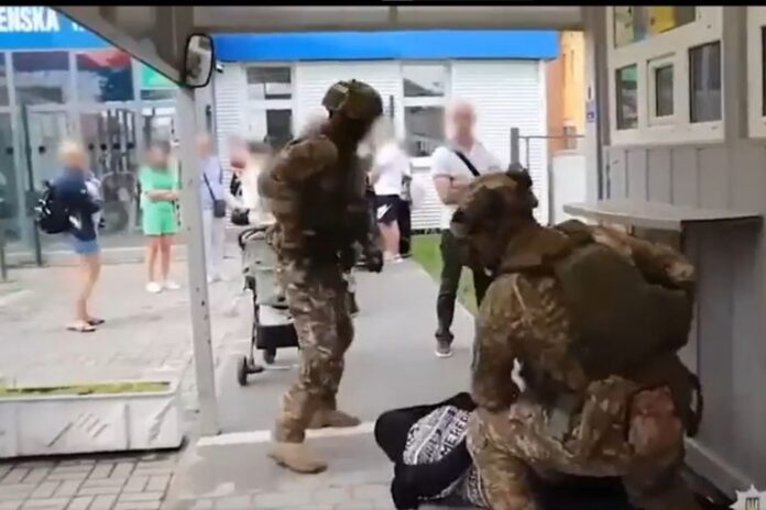 na-ukrainie-zatrzymano-handlarza-dziecmi.-sprzedawal-je-„na-organy”-[video]