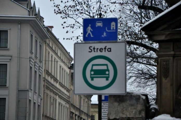 pilne:-warszawa-wprowadza-strefa-czystego-transportu-juz-w-2024