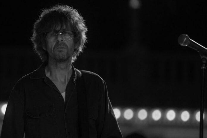 nie-zyje-znany-muzyk.-zmarl-nagle-w-wieku-55-lat