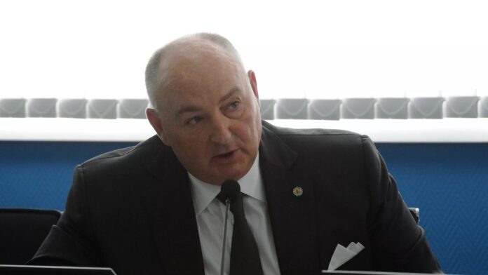 polska-wprowadza-przymusowy-zarzad-akcjami-akron