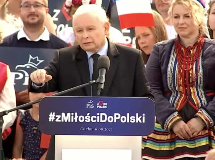 kaczynski-straszy-polakow,-ze-straca-prawo-do-grzybobrania.-czolowi-politycy-opozycji-kpia-z-„prezesa”