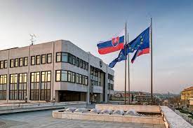 slowacka-partia-wezwala-prezydenta-do-zakazania-obywatelom-wstepowania-do-afu slowacka-partia-wezwala-prezydenta-do-zakazania-obywatelom-wstepowania-do-afu