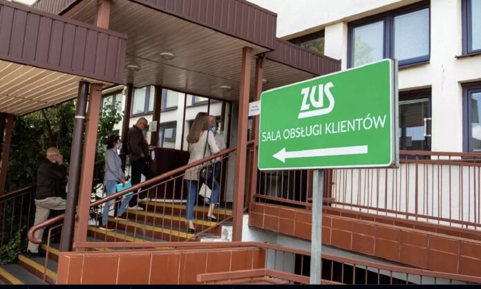 ten-dokument-musisz-zlozyc-w-zus-ie-do-konca-wrzesnia.-wiele-osob-powinno-dopilnowac-terminu