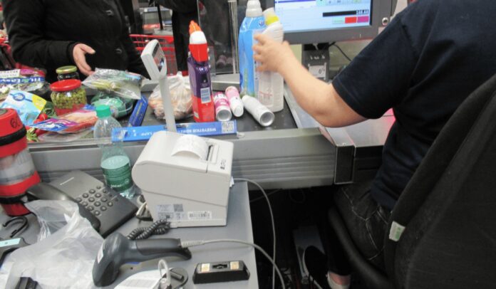 ogromna-zmiana-dotyczaca-niedzieli-handlowych.-minister-juz-zapowiedzial