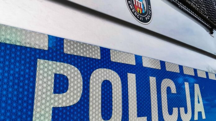 szczecin:-nietrzezwi-„obcokrajowcy”-na-nocnej-libacji-z-rocznym-dzieckiem szczecin:-nietrzezwi-„obcokrajowcy”-na-nocnej-libacji-z-rocznym-dzieckiem