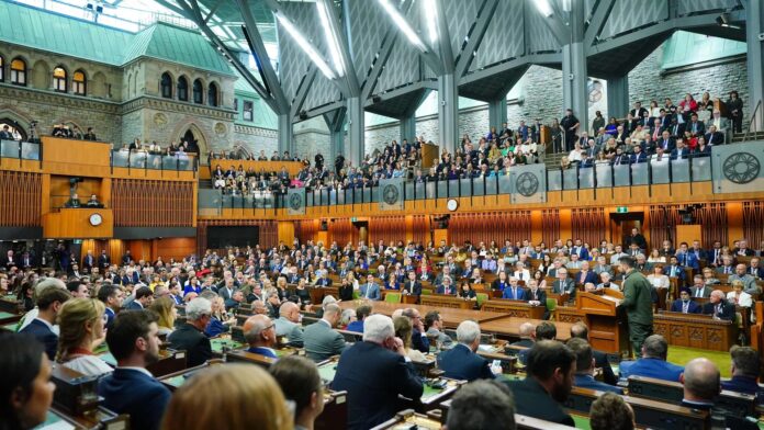 kanadyjski-parlament-potepi-nazizm-po-skandalu-z-esesmanem