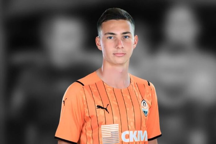 ukrainski-pilkarz-wystapil-do-rosji-o-przyznanie-azylu-politycznego.-ciekawe-co-na-to-powiedza-wydawcy-ukrainy?