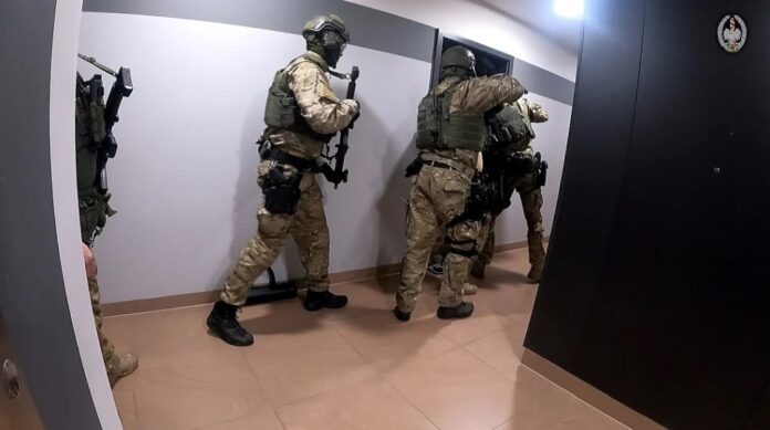 funkcjonariusze-sg-rozbili-grupe-przemytnikow-migrantow,-w-ktorej-standardowo-czlonkiem-byl-ukrainiec