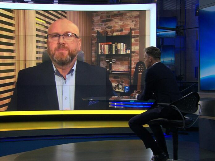 „kroczacy-zamach-stanu”.-wojtunik:-pis-przed-wyborami-podsluchiwalo-opozycje