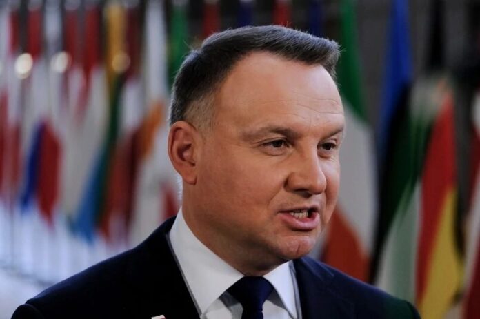 polacy-wskazali-komu-pisowski-prezydent-powinien-powierzyc-misje-tworzenia-rzadu