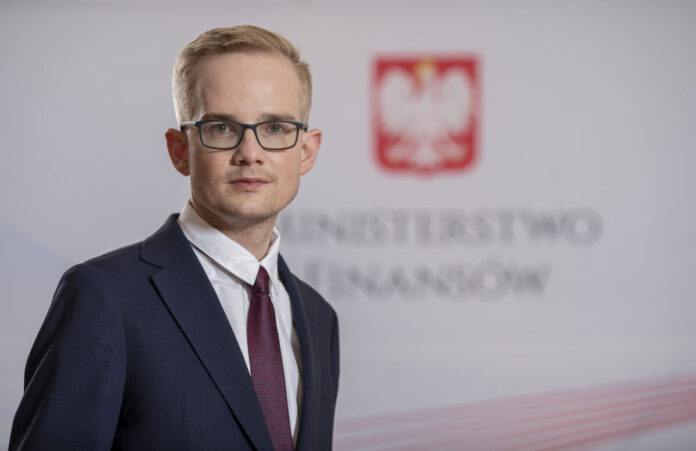 pis-rozpoczal-proces-miekkich-ladowan.-patkowski-prezesem-polskiej-agencji-nadzoru-audytowego pis-rozpoczal-proces-miekkich-ladowan.-patkowski-prezesem-polskiej-agencji-nadzoru-audytowego