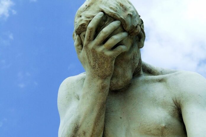 polacy-wierza-w-emerytalna-piramide-finansowa-stworzona-pod-przykrywka-zus