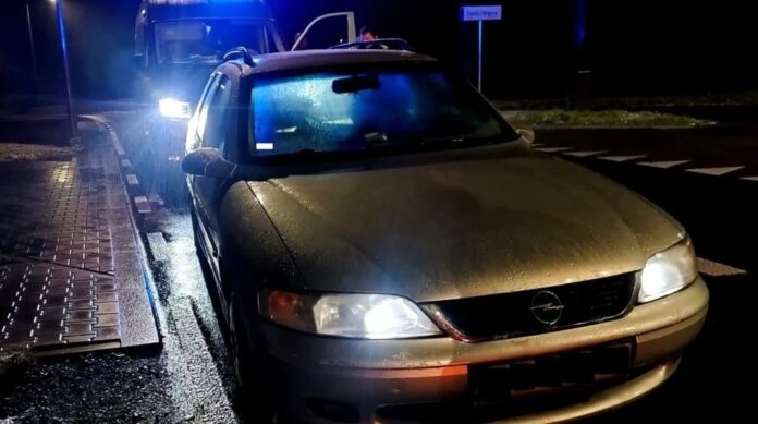 pijany-ukrainiec-prowadzil-samochod-zygzakiem.-wpadl-dzieki-reakcji-ratownikow-medycznych