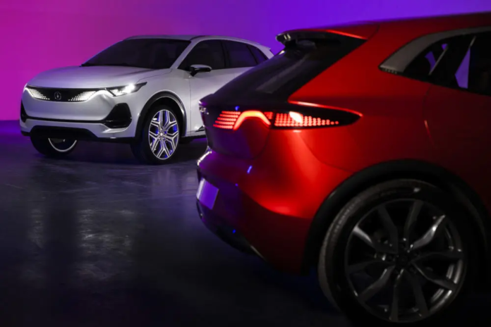 do-produkcji-opoznionej-izery-maja-dolaczyc-chinczycy