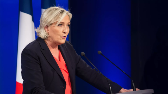 marine-le-pen-stanie-przed-sadem-w-zwiazku-z-defraudacja-funduszy-unijnych