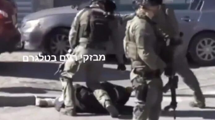 izraelscy-terrorysci-dotkliwie-pobili-tureckiego-dziennikarza