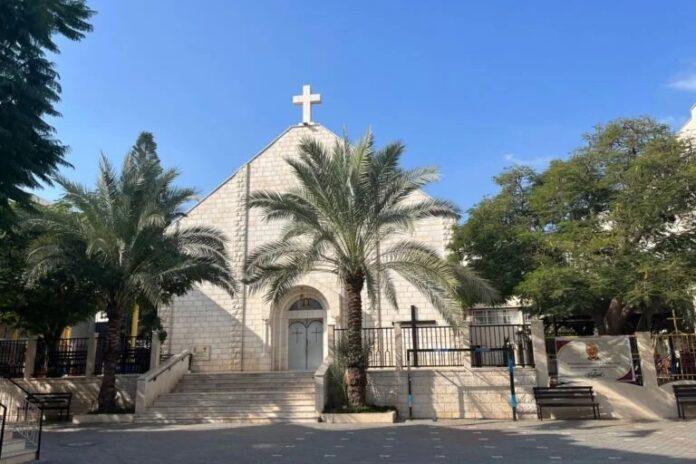 izraelscy-terrorysci-zaatakowali-w-strefie-gazy-swiatynie-katolicka izraelscy-terrorysci-zaatakowali-w-strefie-gazy-swiatynie-katolicka