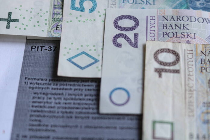 rzad-planuje-nowy-podatek:-co-to-znaczy-dla-portfeli-polakow?