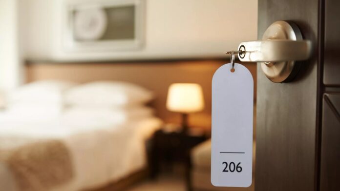 zamieszanie-w-hotelach:-nowe-przepisy-„lex-kamilek”-wprowadzaja-chaos