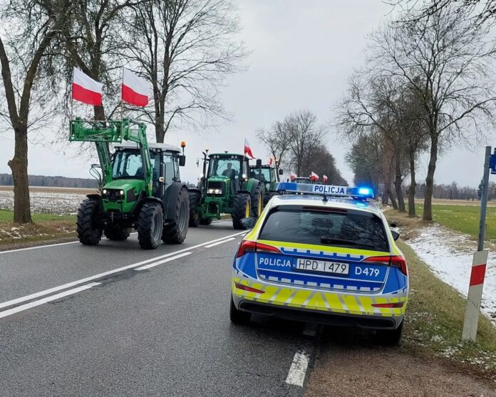 taktyka-tuska-wygrywa!-rolnicy-zawieszaja-protest-na-granicy-w-dolhobyczowie