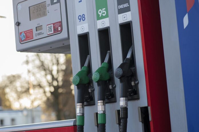 ceny-paliwa-znowu-do-gory-kiedy-zatankujemy-za-obiecane-5.19?