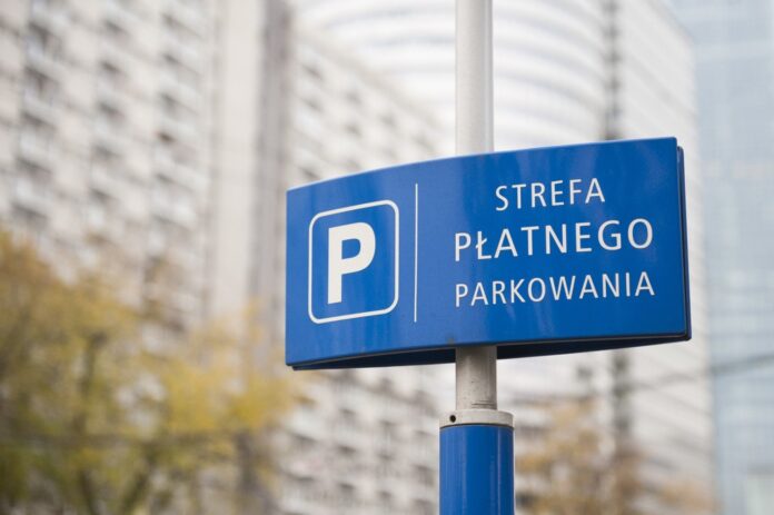 darmowy-parking-w-warszawie-na-majowke