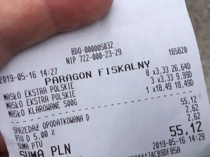 paragon-grozy:-woda-w-restauracji-za-38-zl-–-czy-polska-nadal-stoicie-na-kranowce?