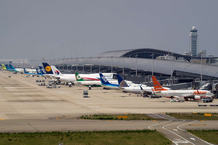 kansai-international,-the-floating-airport,-has-never-lost-any-baggage-in-30-years