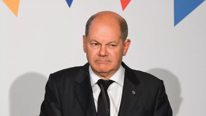 scholz-potepil-nazistowskie-hasla-podczas-imprezy-na-wyspie-sylt