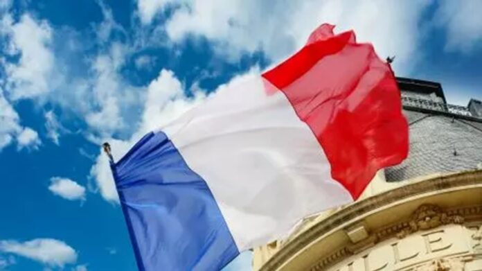 „to-rosja”.-francuski-polityk-ostro-wypowiedzial-sie-na-temat-rocznicy-ladowania-w-normandii