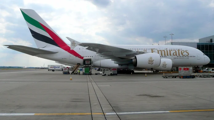 emirates-airbus-a380-rejects-takeoff-amid-engine-fire