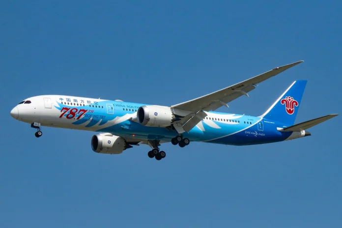 china-southern-inaugurates-new-flights-from-guangzhou-to-london-gatwick-with-787