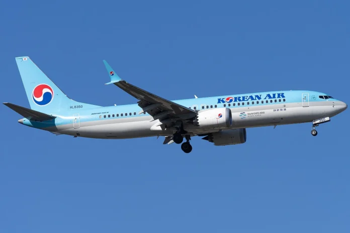 korean-air-737-max-8-drops-25,000-feet,-passengers-nosebleed-and-more