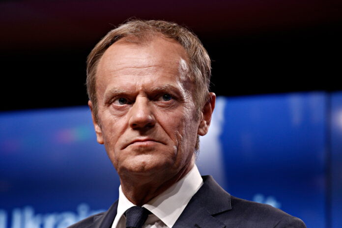 tusk:-biden-podjal-najtrudniejsza-decyzje-w-swoim-zyciu,-opuszczajac-wyscig-wyborczy