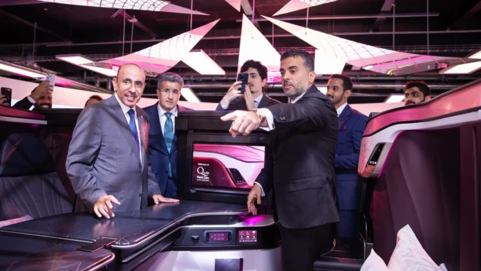 qatar-airways-unveils-new-qsuite-next-gen-business-class-for-boeing-777-9-at-fia2024