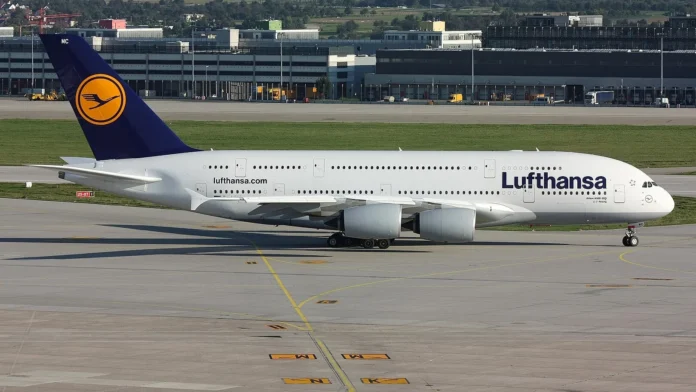 lufthansa-a380-operated-munich-to-new-york-flight-makes-u-turn