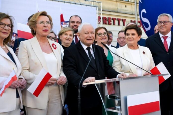 spor-wewnatrz-pis:-kaczynski-kontra-szydlo