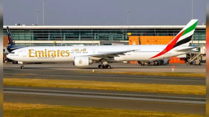 emirates-deploys-777-with-new-business-class-to-riyadh-and-zurich