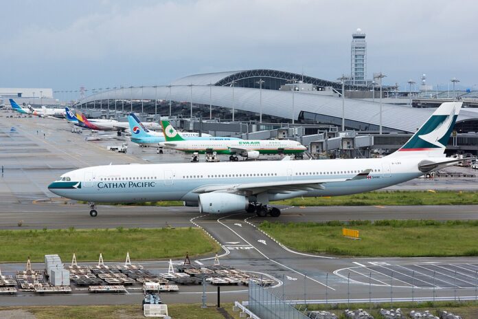 cathay-pacific-flight-with-a330-aborts-takeoff-amid-engine-fire