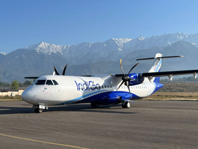 indigo-hyderabad-bound-flight-bomb-threat,-emergency-landing-in-kolkata