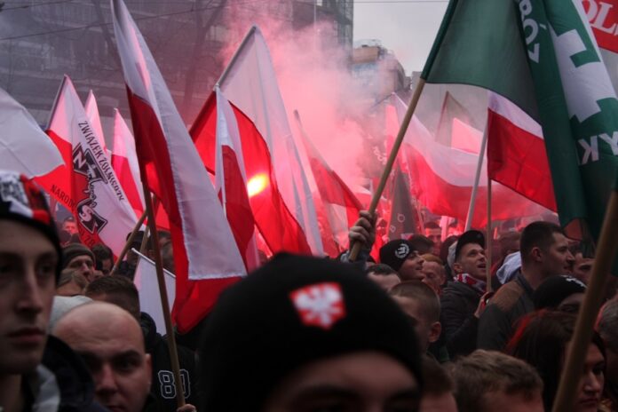 gornicy-protestuja-w-warszawie-przeciw-zielonemu-ladowi-–-domagaja-sie-ochrony-miejsc-pracy-i-podwyzek