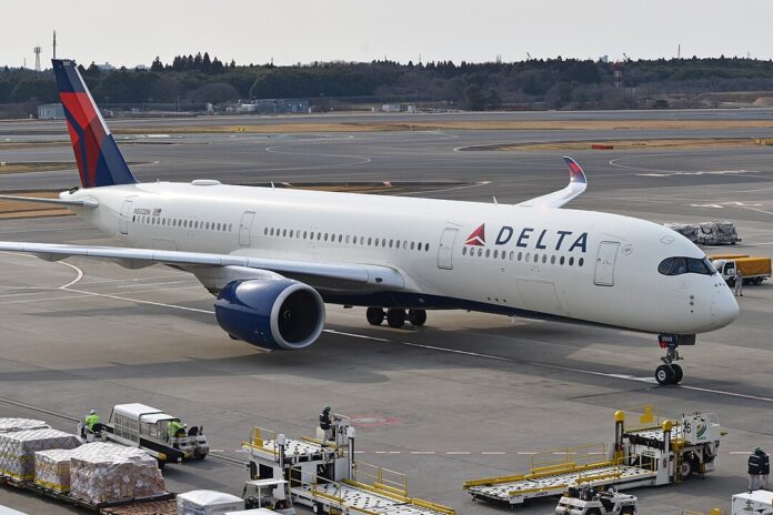 delta-a350-collided-with-endeavor-air-crj900-at-atlanta-airport