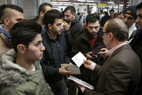 germany-finances-anti-deportation-guidebook,-even-as-support-crashes-due-to-mass-immigration germany-finances-anti-deportation-guidebook,-even-as-support-crashes-due-to-mass-immigration