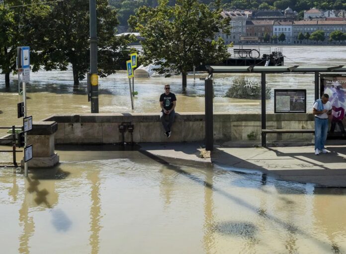 budapeszt-stoi-w-obliczu-najwiekszej-powodzi-od-11-lat