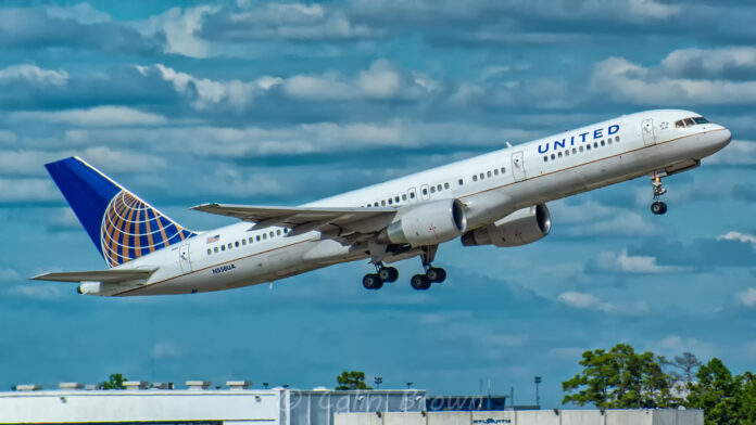 united-passengers-injured-as-flight-crew-tried-to-avoid-midair-collision