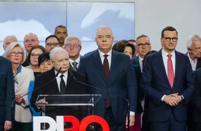 schetyna:-pis-poszukuje-nowego-kandydata-na-kandydata-na-prezydenta