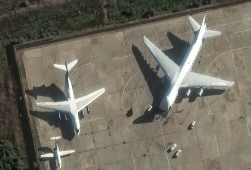 russia-rapidly-packing-up-military-equipment-at-bases-in-syria russia-rapidly-packing-up-military-equipment-at-bases-in-syria