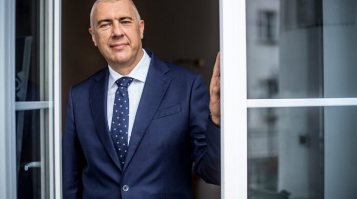 giertych:-chcialem-przystapic-do-komunii,-ale-ksiadz-mi-odmowil-z-powodu-pogladow-politycznych