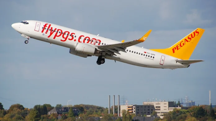 turkish-pegasus-airlines-orders-200-boeing-737-max-10-(737-10)